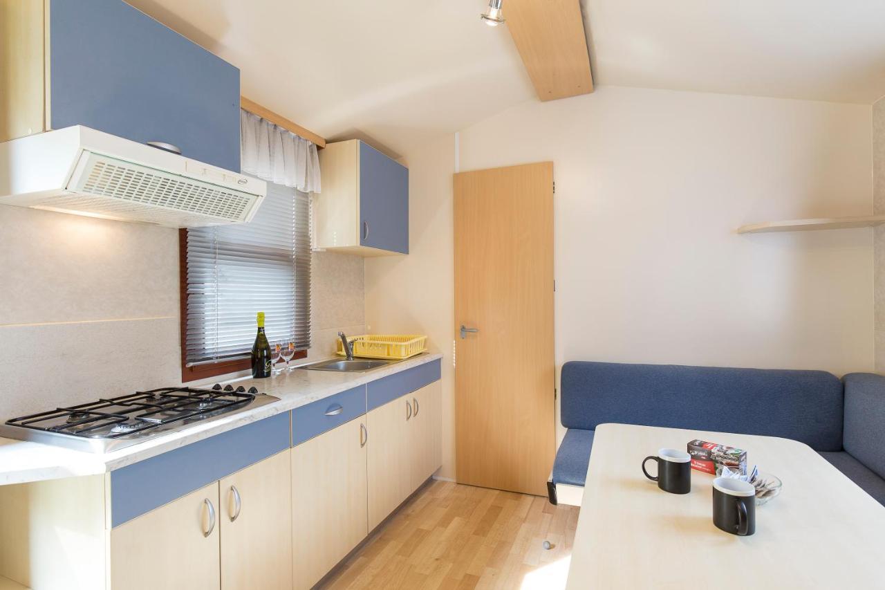 The Camp By Maggiore Suites Maccagno Екстер'єр фото